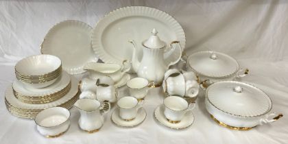 Royal Albert Val Dor part tea and dinner service to include 1 teapot, 6x teacups and saucers, 5x