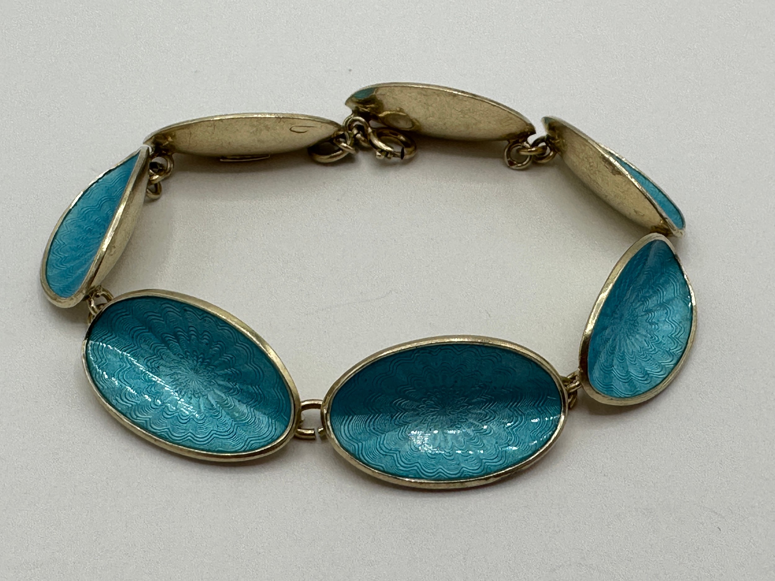 A silver and enamelled bracelet by Kristin Hestenes. Marked KH 925. 18.5cm l. - Image 5 of 6