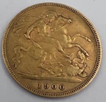 A Victoria 1900 half gold sovereign. 4gm.