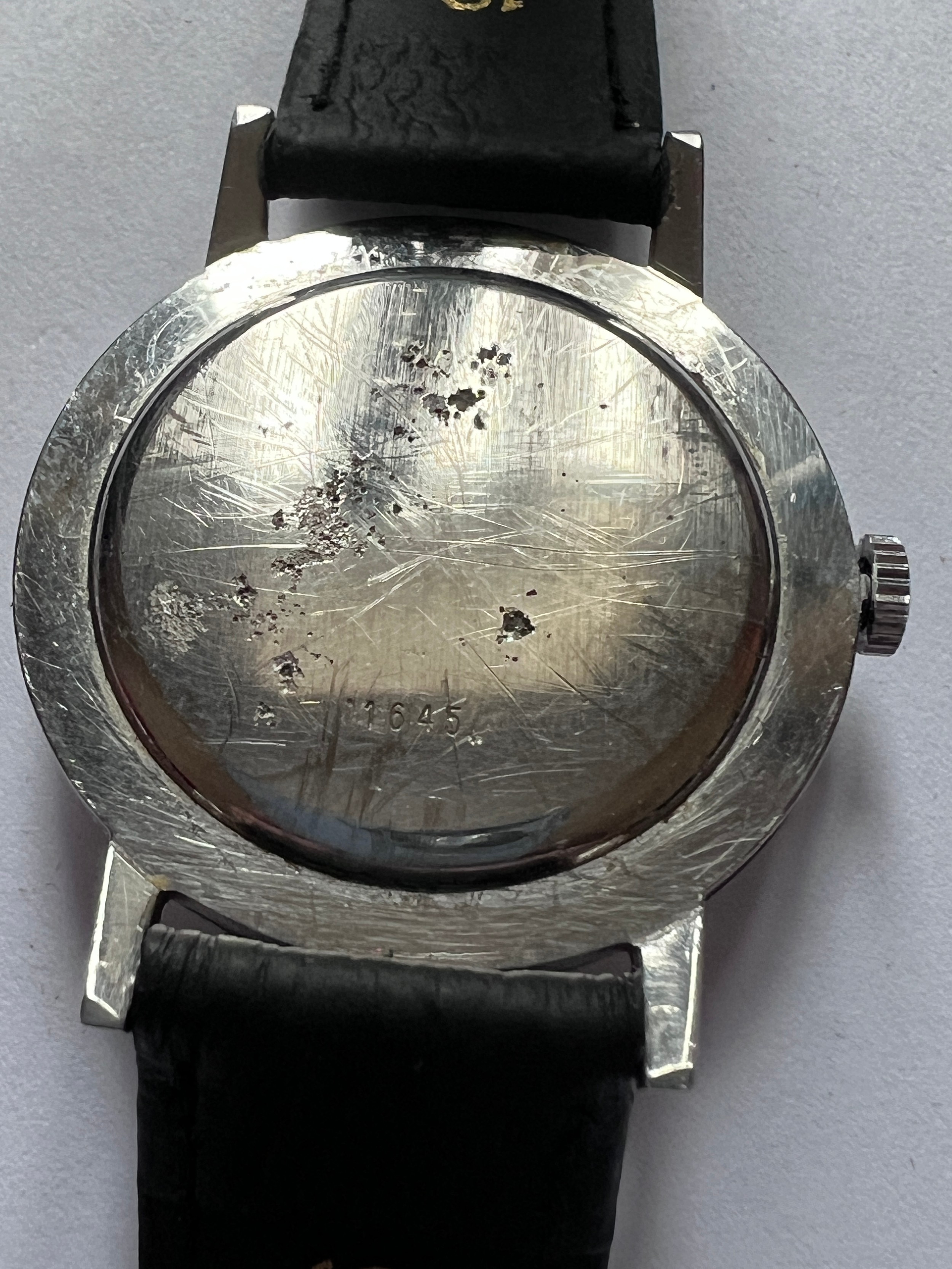 A 1950's Tudor shock resisting gentleman's wristwatch, gold numerals, gold hands on leather strap. - Image 3 of 3