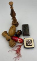 Nineteenth and early 20thC sewing items to include Tartanware needle case, treen needle case, Art