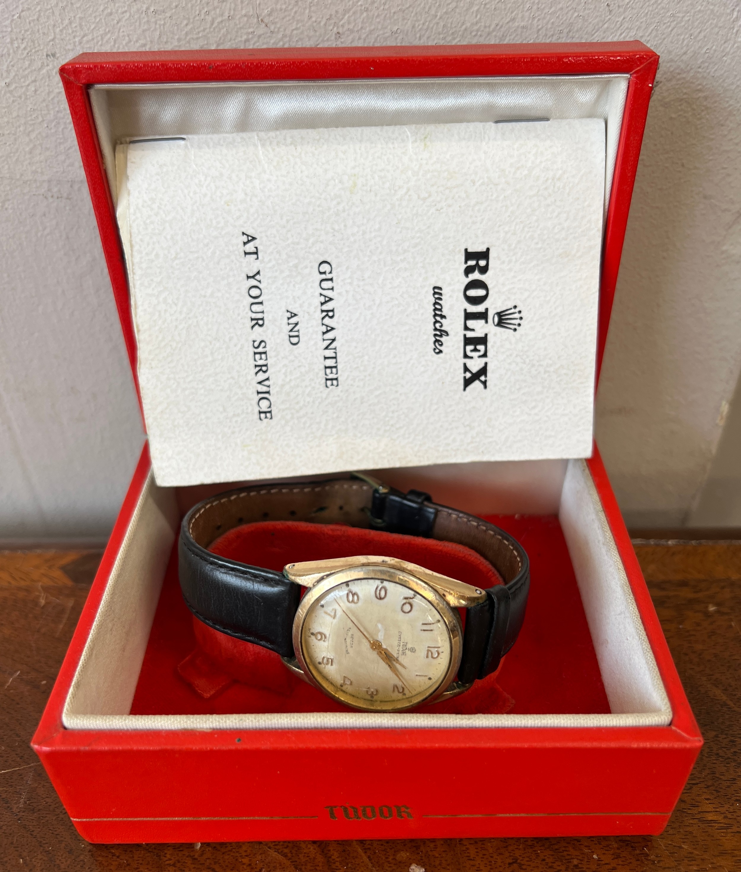 A vintage gentleman’s Tudor self-winding wristwatch on black leather strap in original box with - Image 2 of 7