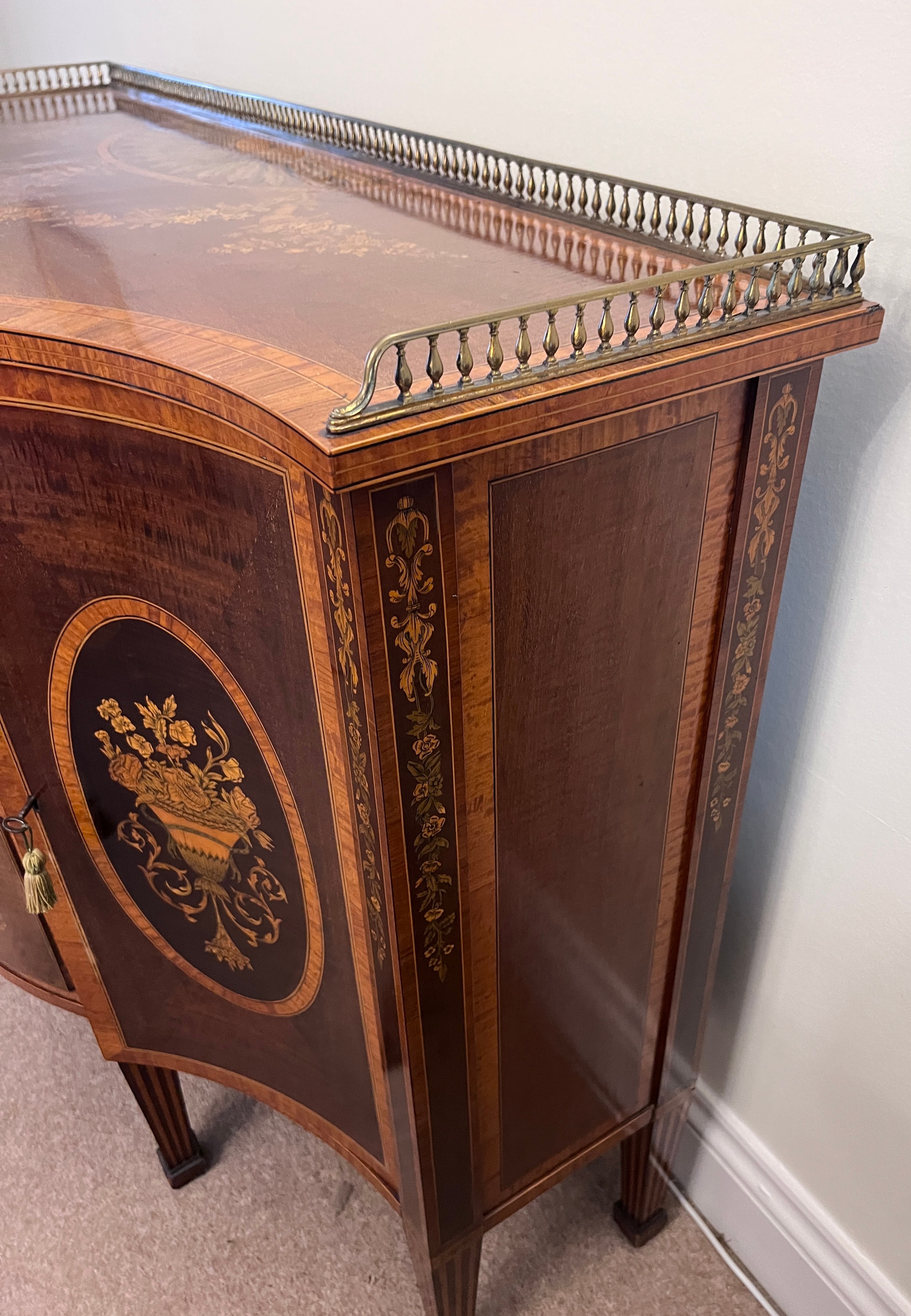 A 19thC continental fine quality breakfront marquetry side cabinet with various woods including - Image 7 of 13