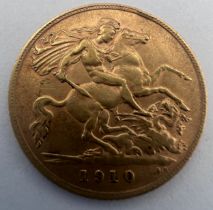 An Edward VII 1910 half gold sovereign. 4gm.