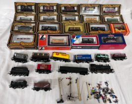 Palitoy Mainline - 6 x boxed 00 gauge wagons x 15, three other boxed wagons including Lima Wagons