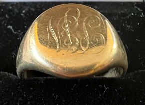 A 9 carat gold signet ring with initials to top. Weight 8.5gm. Size Q/R.