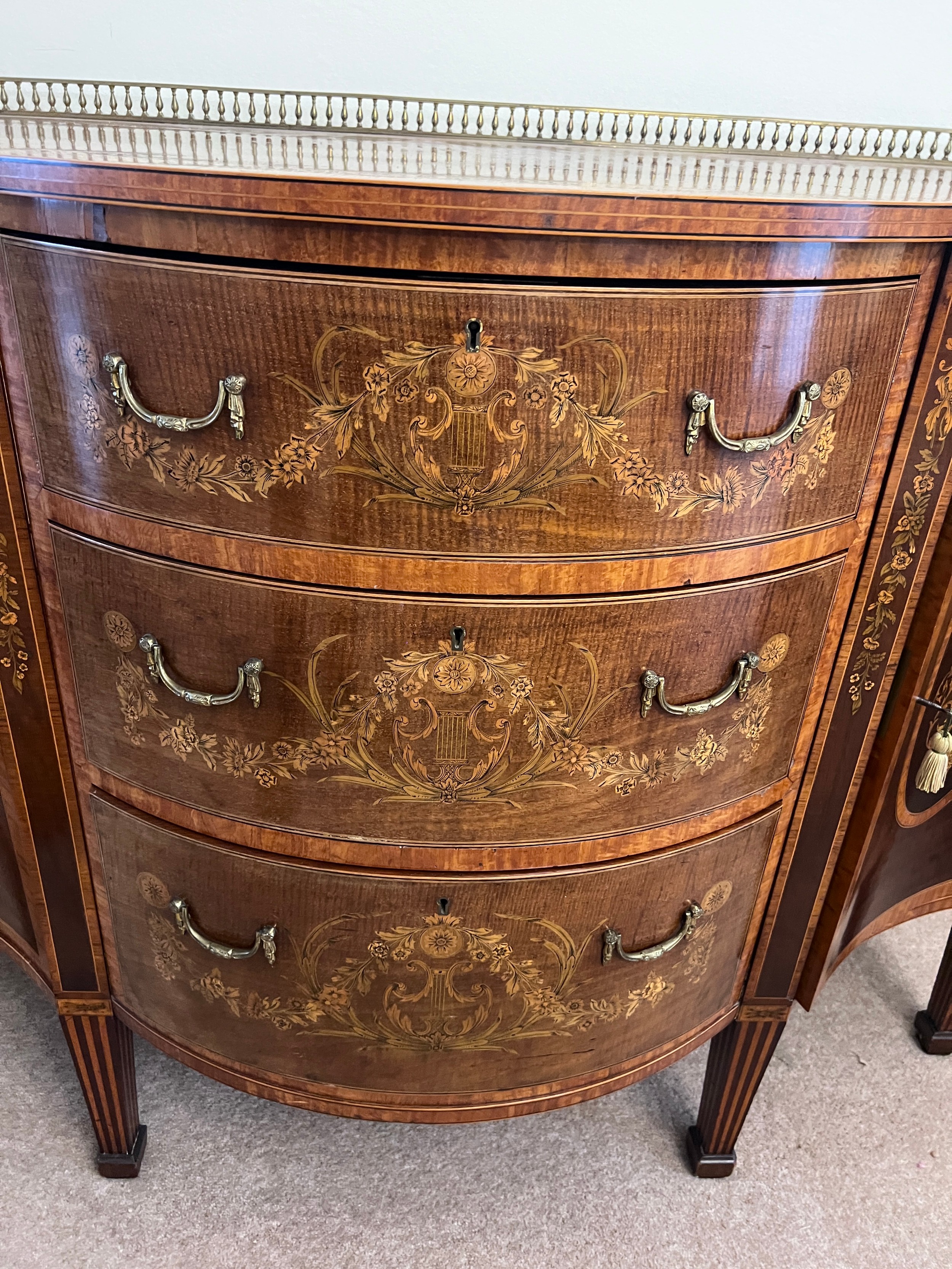 A 19thC continental fine quality breakfront marquetry side cabinet with various woods including - Image 6 of 13