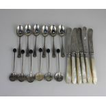A cased set of six George VI silver coffee spoons with beaded borders, Sheffield 1938, set of six