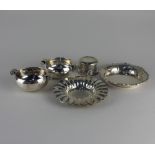 A pair of 925 silver circular bowls with scroll handles, pair of Mexican 925 silver circular