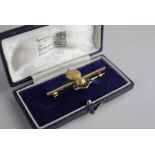 A 9ct gold Royal Artillery sweetheart bar brooch gross weight 4.3g