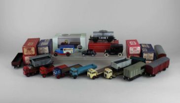 A small collection of Hornby Dublo 00 gauge model railway wagons and rolling stock, boxed,