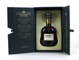 A bottle of Buchanan's Red Seal blended Scotch whisky, 750ml, in presentation box *sold as seen