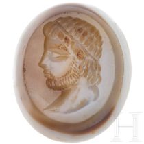 Gemme mit Kopf eines bärtigen Mannes mit Binde im Haar, hellenistisch, 2. Jhdt. v. Chr.
