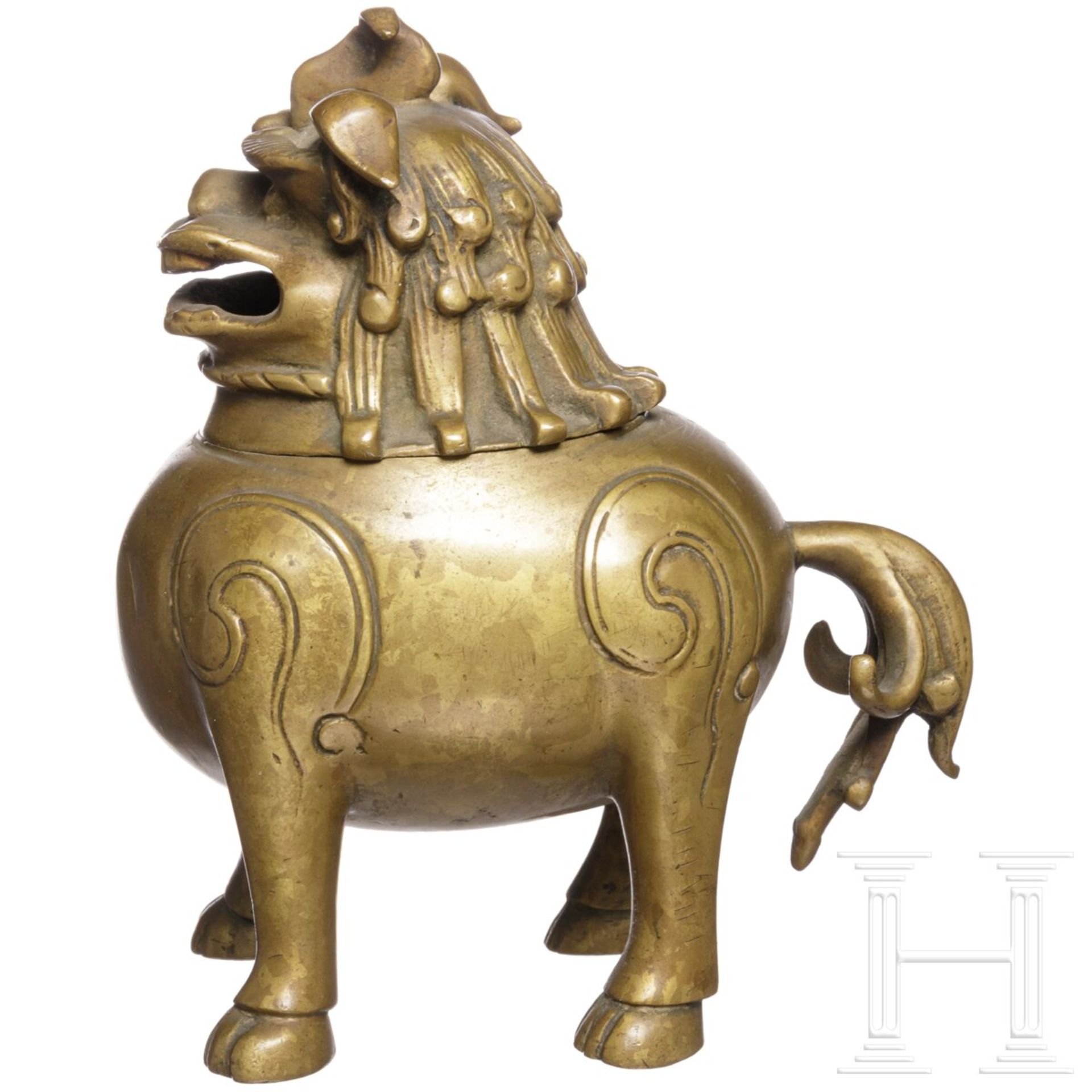 Bronzegefäß in Form eines Fo-Hundes, China, 1. Hälfte 20. Jhdt.  - Bild 3 aus 6