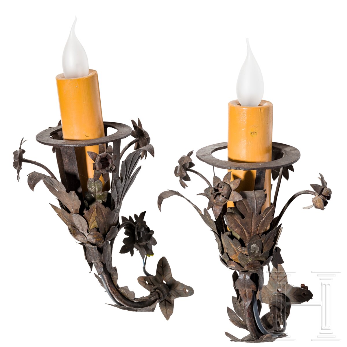 Ein Paar schmiedeeiserne Wandlampen, um 1900 - Image 2 of 4