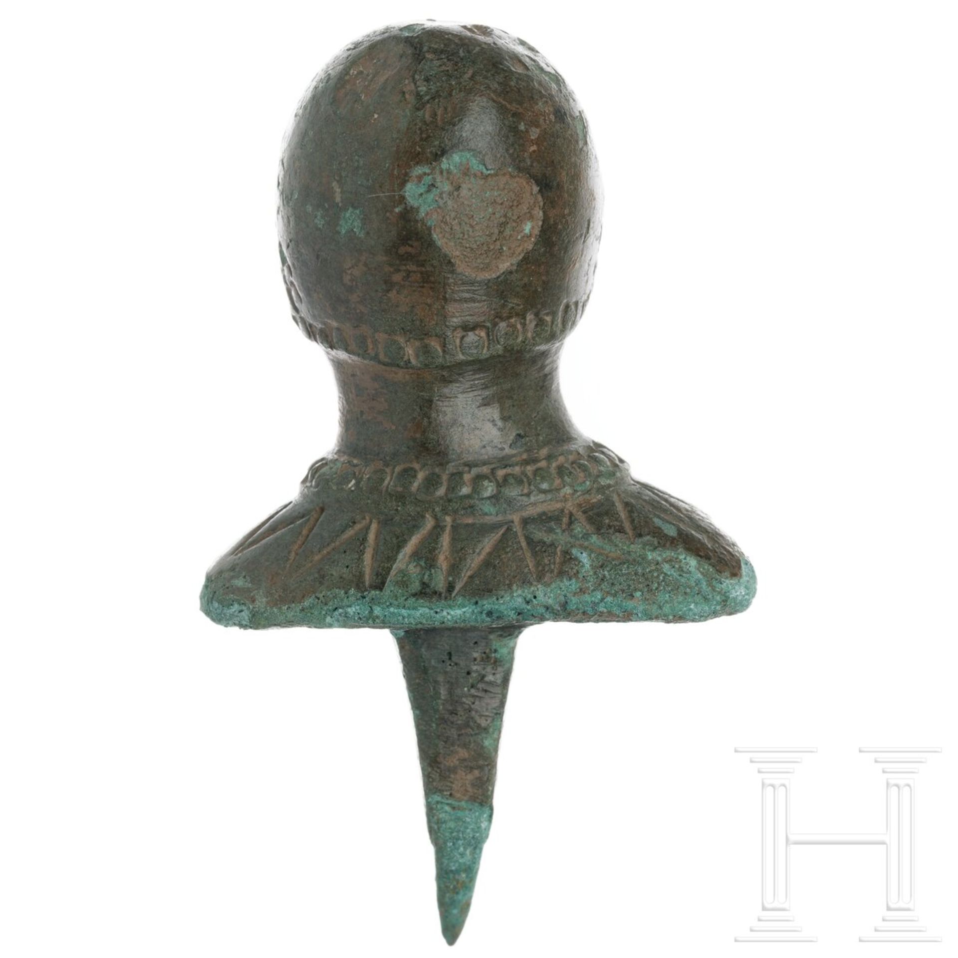 Möbelbeschlag in Form eines Kopfes, Bronze, römisch, 1. - 2. Jhdt.  - Bild 2 aus 3