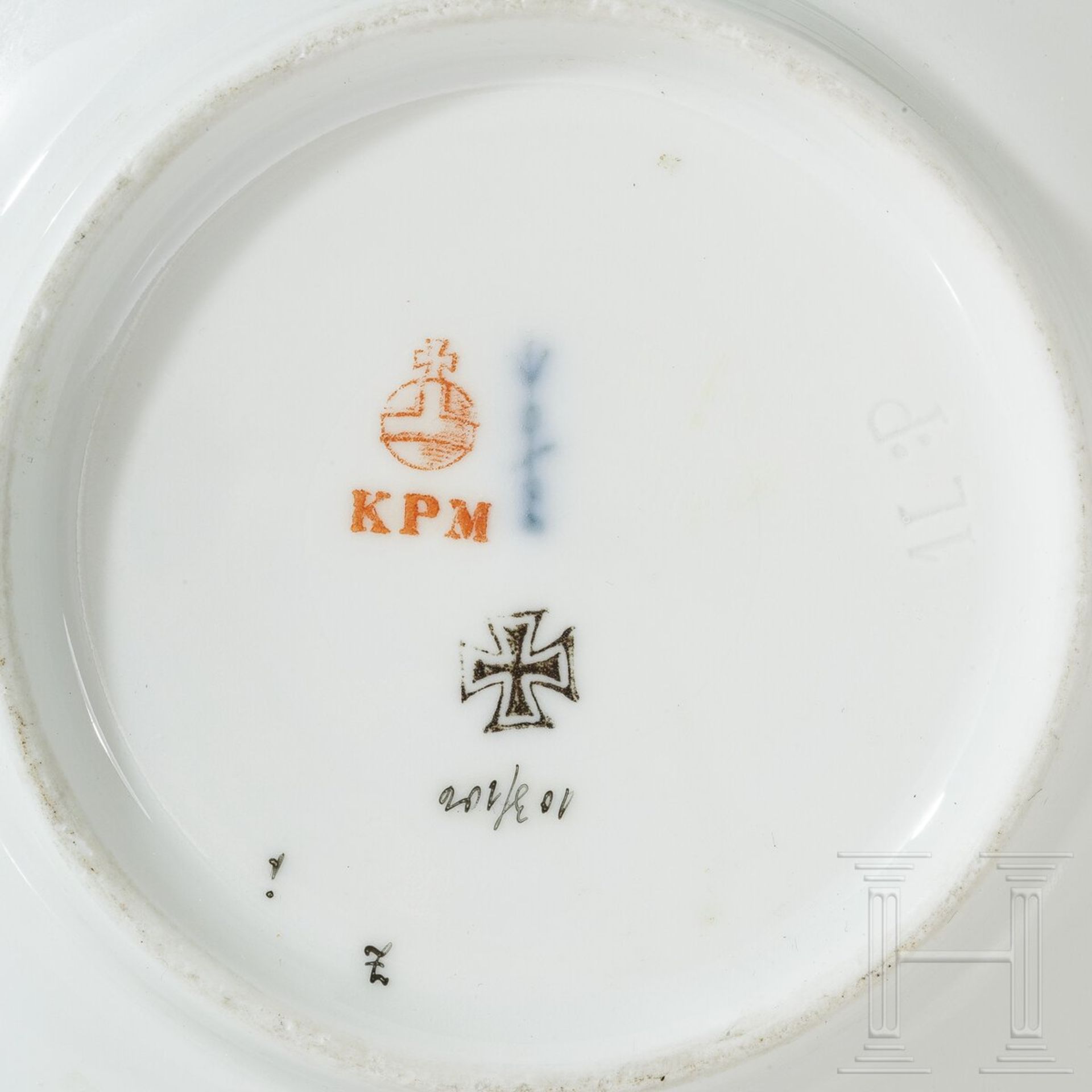 KPM-Porzellantasse mit Eisernem Kreuz, 1914 - 1918 - Image 4 of 5