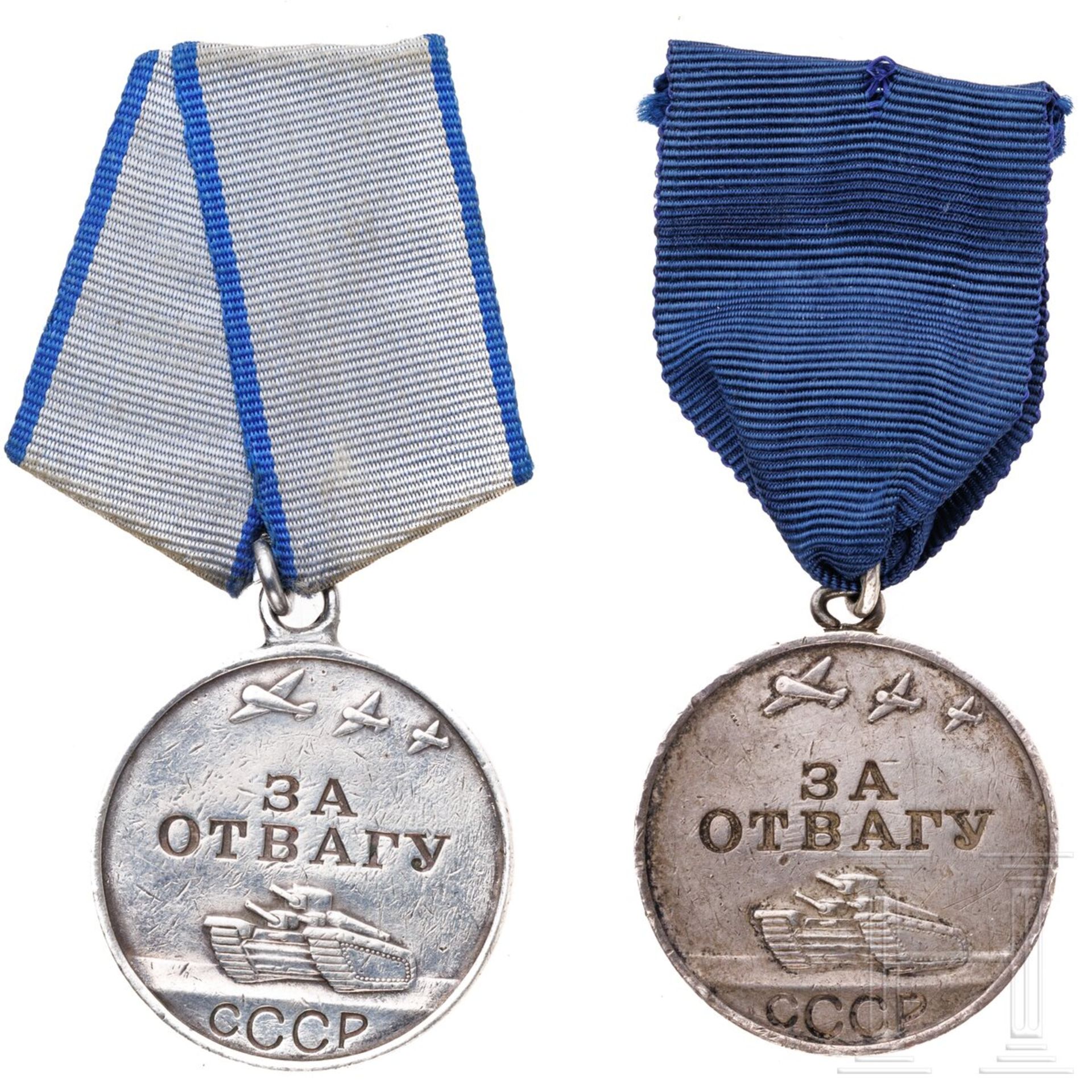 28 Medaillen und 26 Abzeichen, Sowjetunion, ab 1942 - Bild 2 aus 4