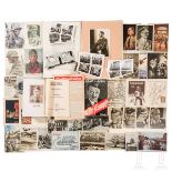 Konvolut mit ca. 110 Postkarten, zwei Büchern "Mein Kampf" und Raumbildalbum "Die Soldaten des Führe