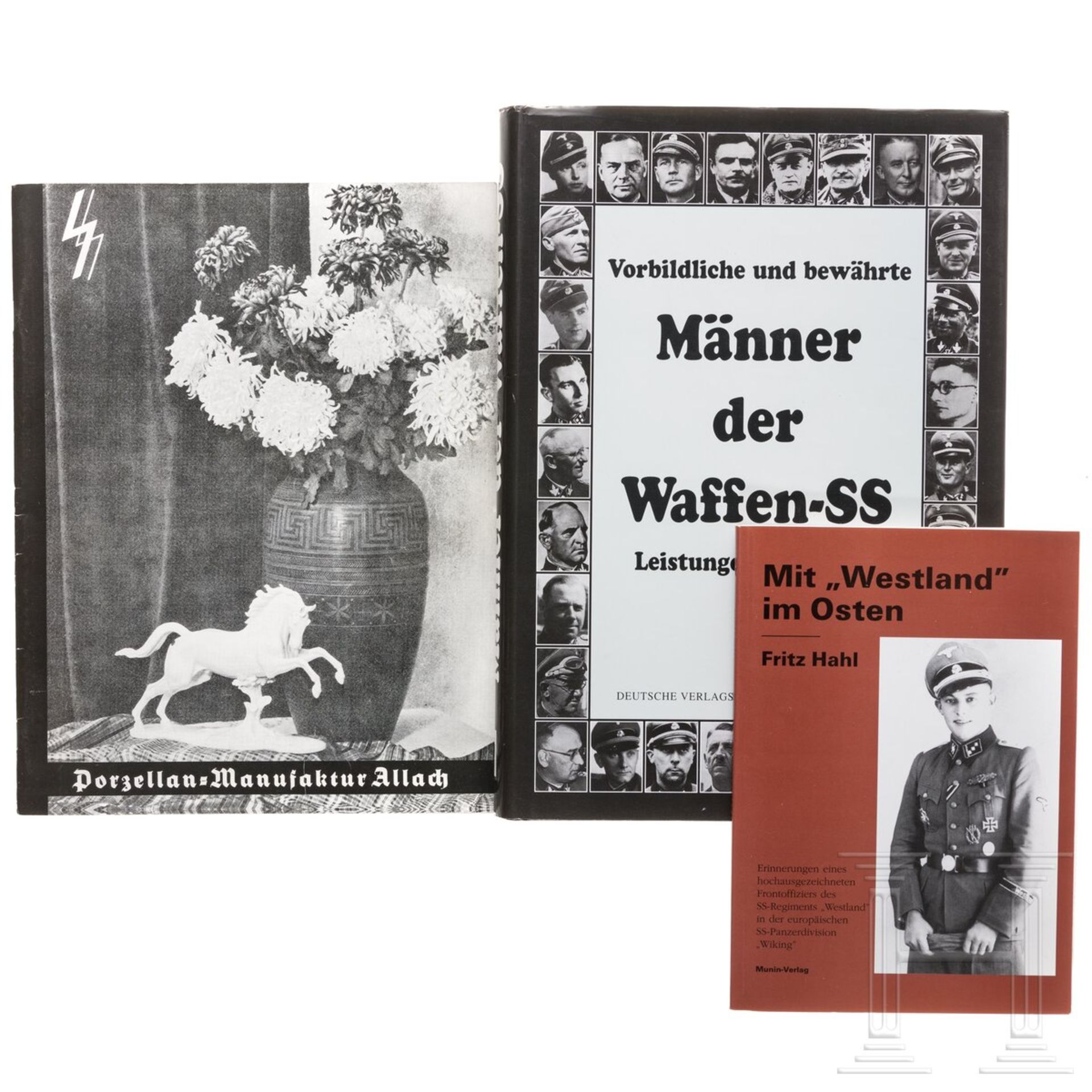 "Verzeichniss der Erzeugnisse der Porzellanmanufaktur Allach, München, 1938/39" (Nachdruck), zwei Bü