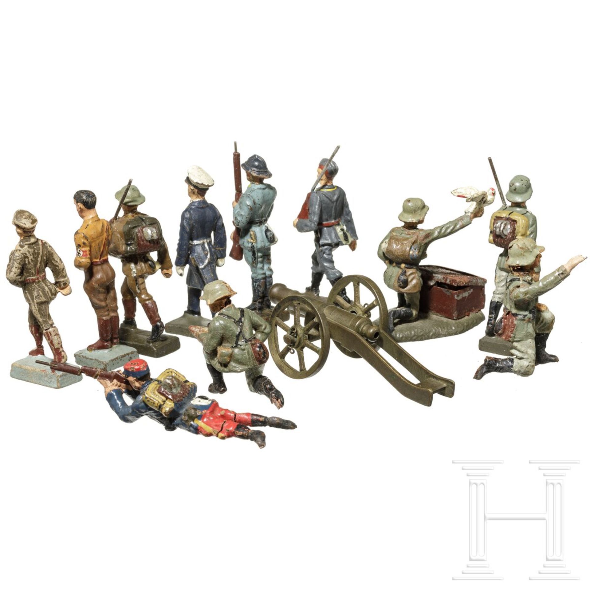 Elf Lineol- und Elastolin-Soldaten und eine Modellkanone - Image 2 of 3