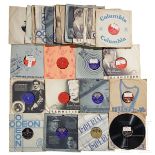 30 Schallplatten mit Schutzhüllen, dabei "Legion Condor - Bombenflieger-Marsch", "Auf hebt unsere Fa