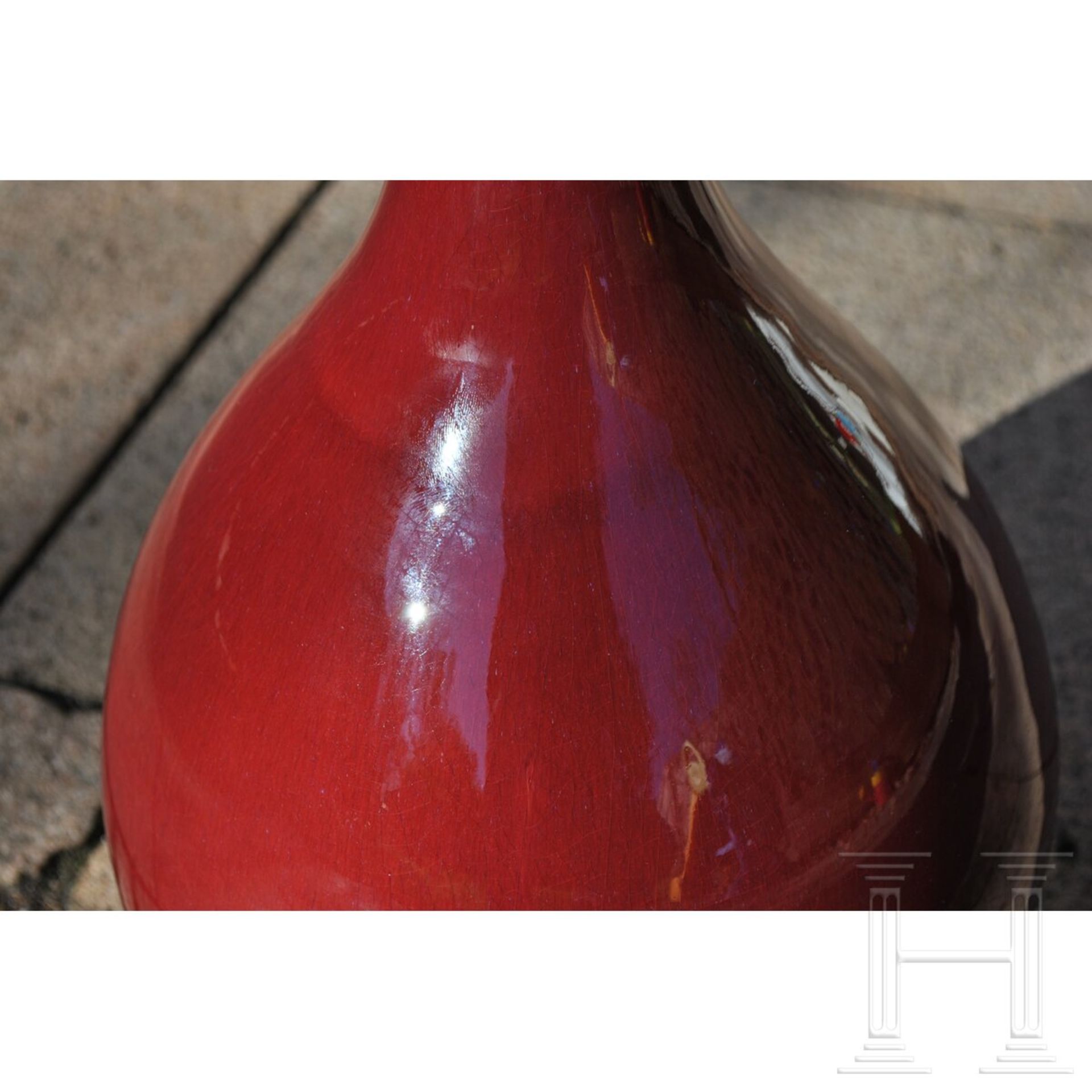 Große kupferrote Vase mit Qianlong-Sechszeichenmarke, China, 19./20. Jhdt. - Bild 8 aus 22