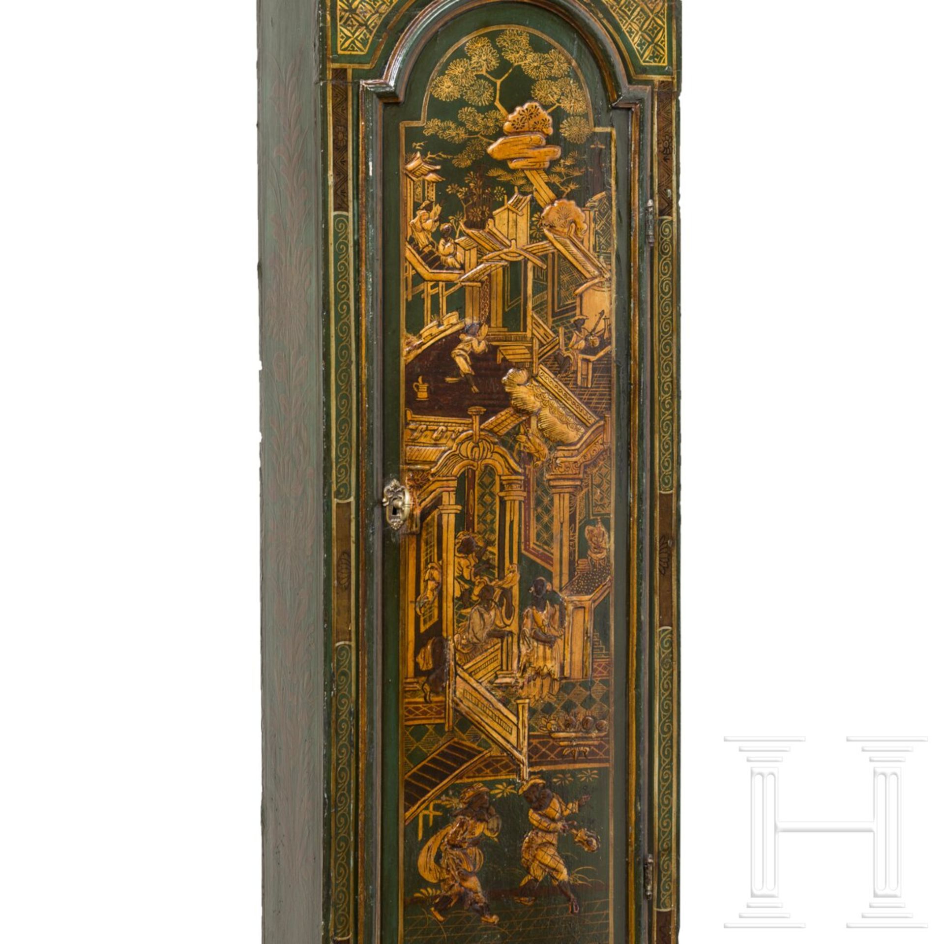 Standuhr mit Chinoiserie-Lackmalerei, William Spicer, London, 2. Hälfte 18. Jhdt. - Image 2 of 6