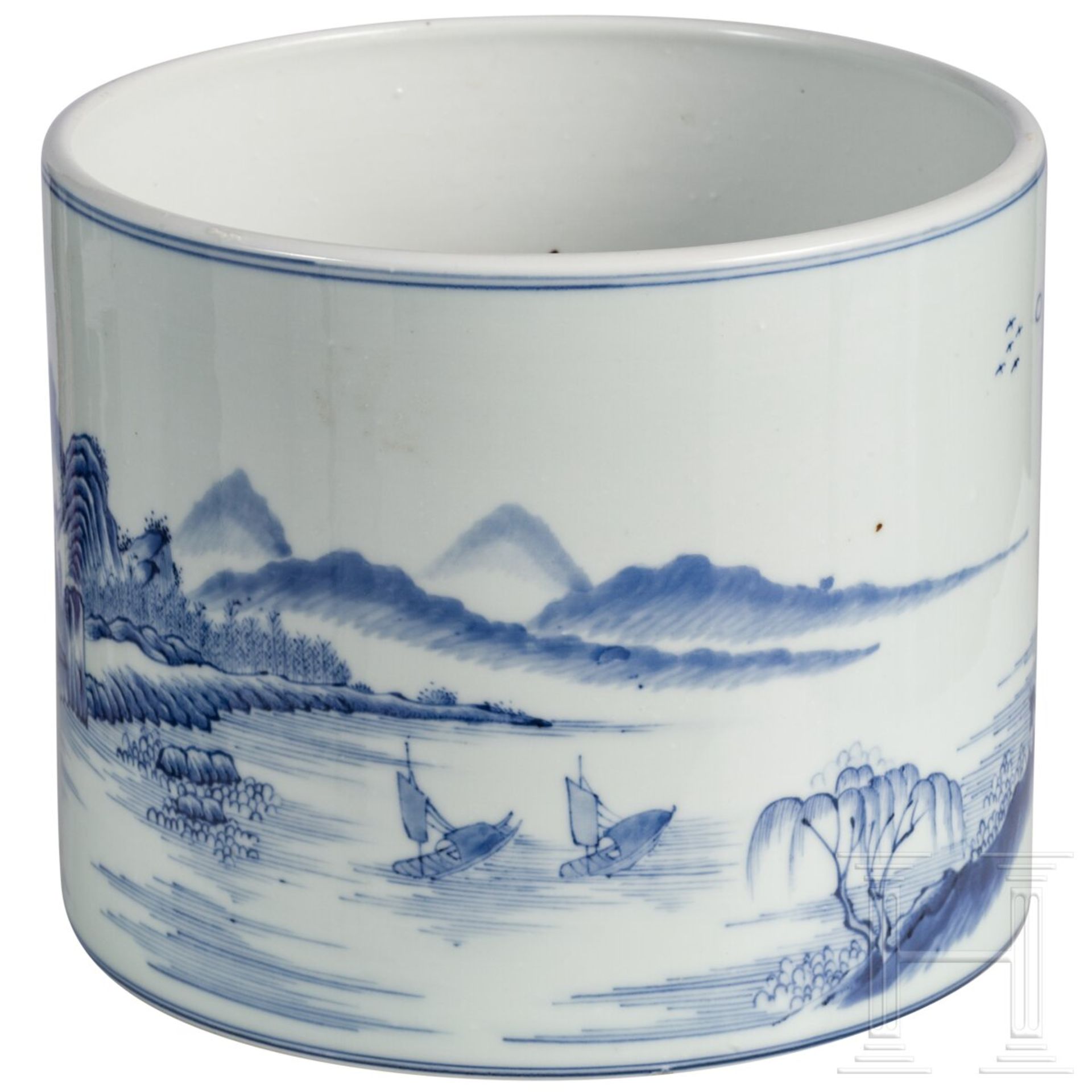 Großer blau-weißer Pinseltopf mit Berglandschaft, China, 19./20. Jhdt. - Bild 3 aus 16