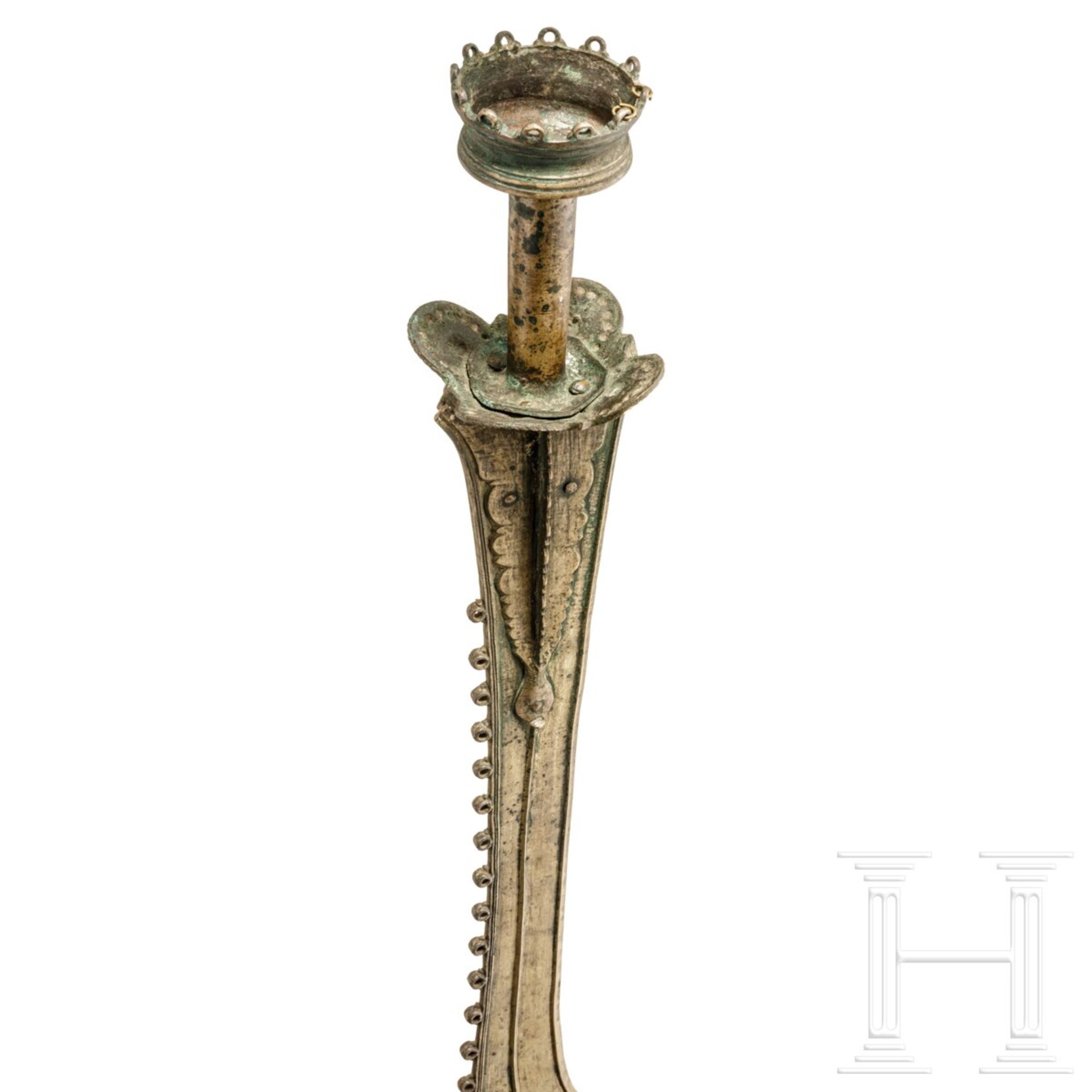 Seltenes Tempelschwert aus Bronze, Südindien, Kerala, 15. - 17. Jhdt. - Bild 4 aus 7