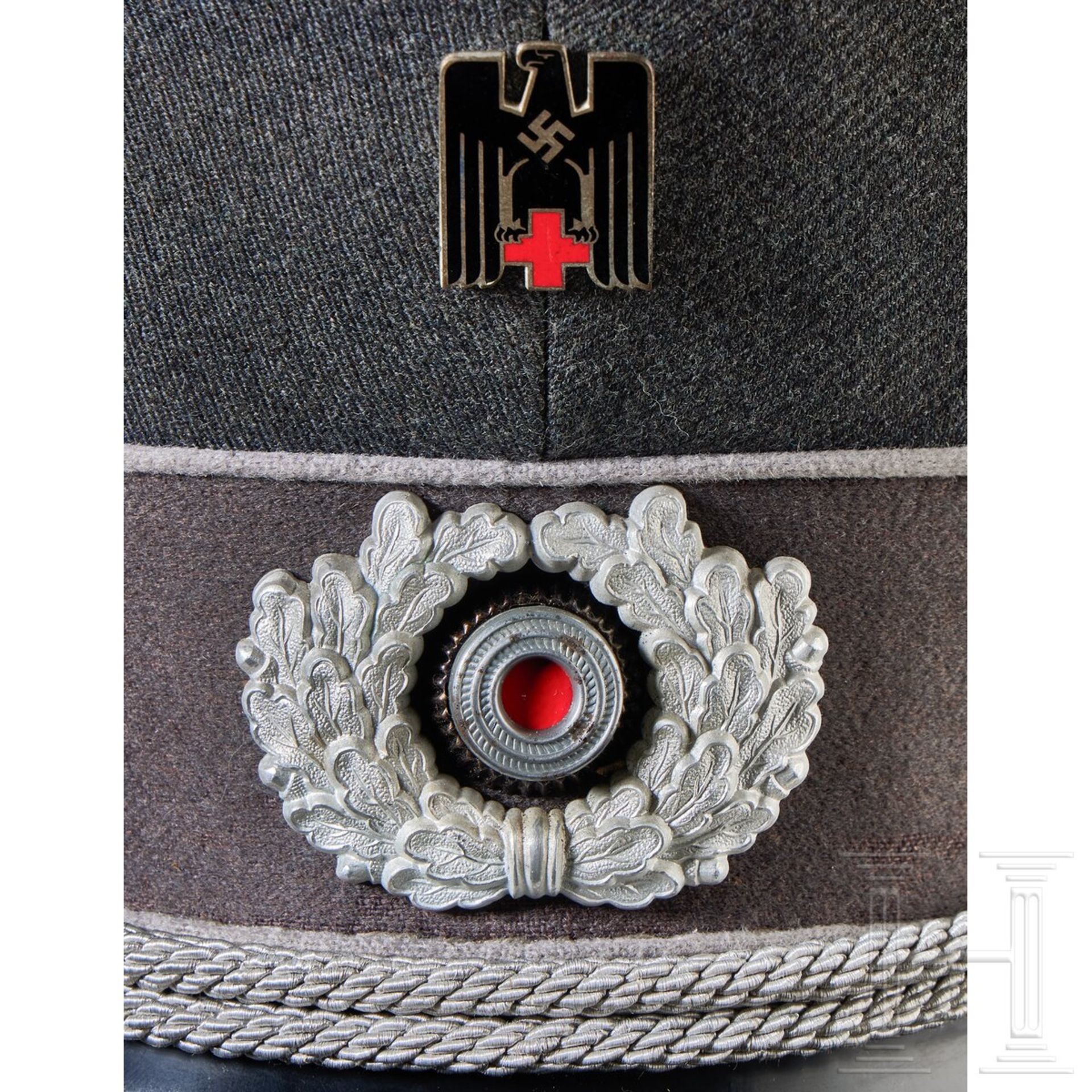 A Visor Cap for Red Cross Leaders - Image 3 of 7