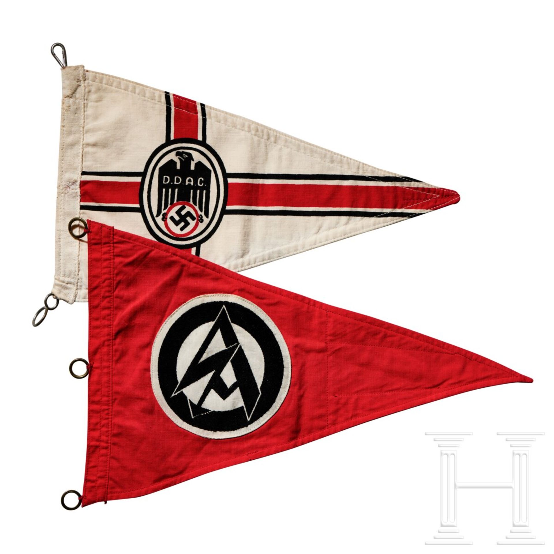 DDAC and SA Vehicle Pennants