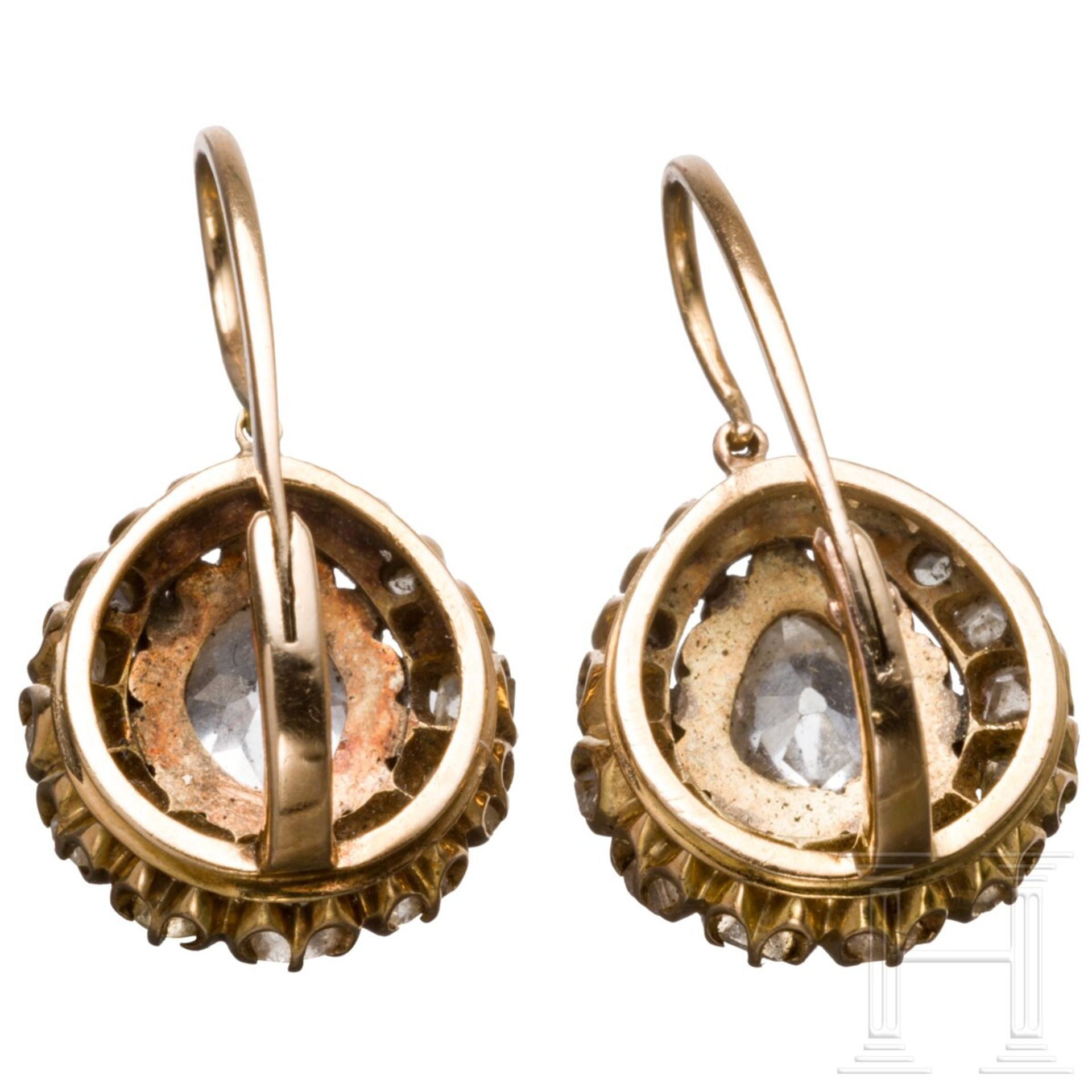 Ein Paar Altschliff-Diamant-Ohrringe - Bild 3 aus 6