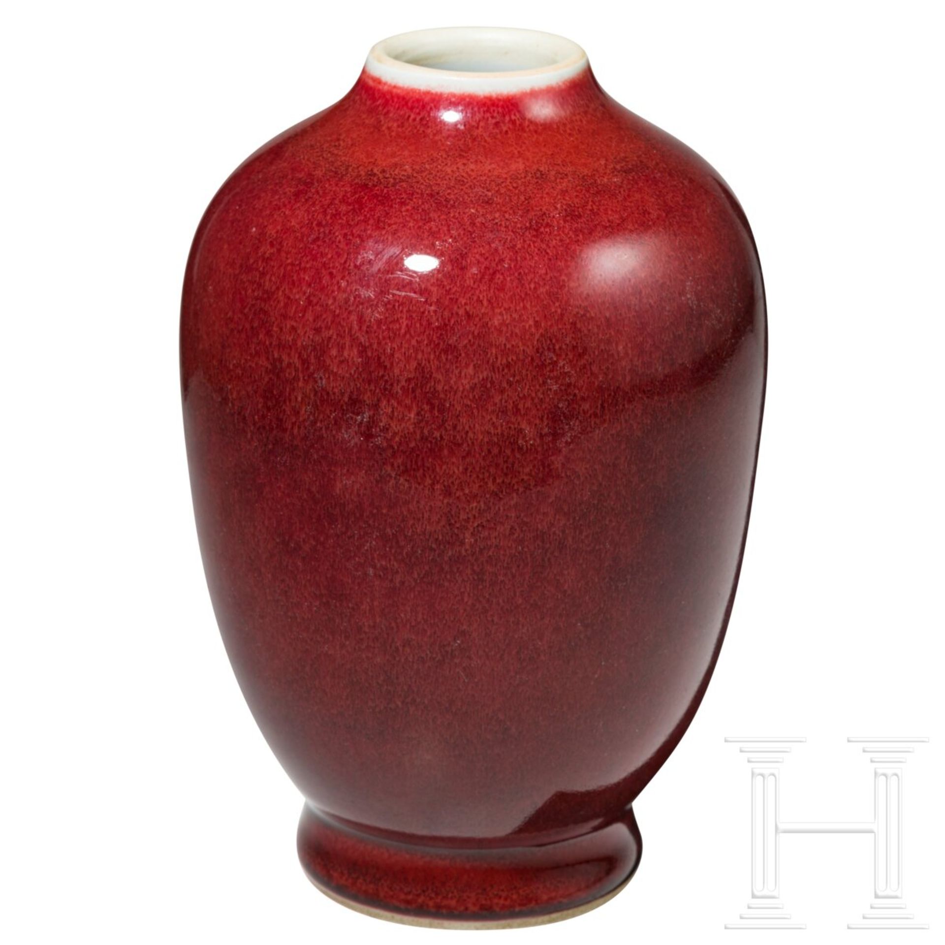 Kupferrot glasierte Vase, China, 19./20. Jhdt.  - Bild 2 aus 14