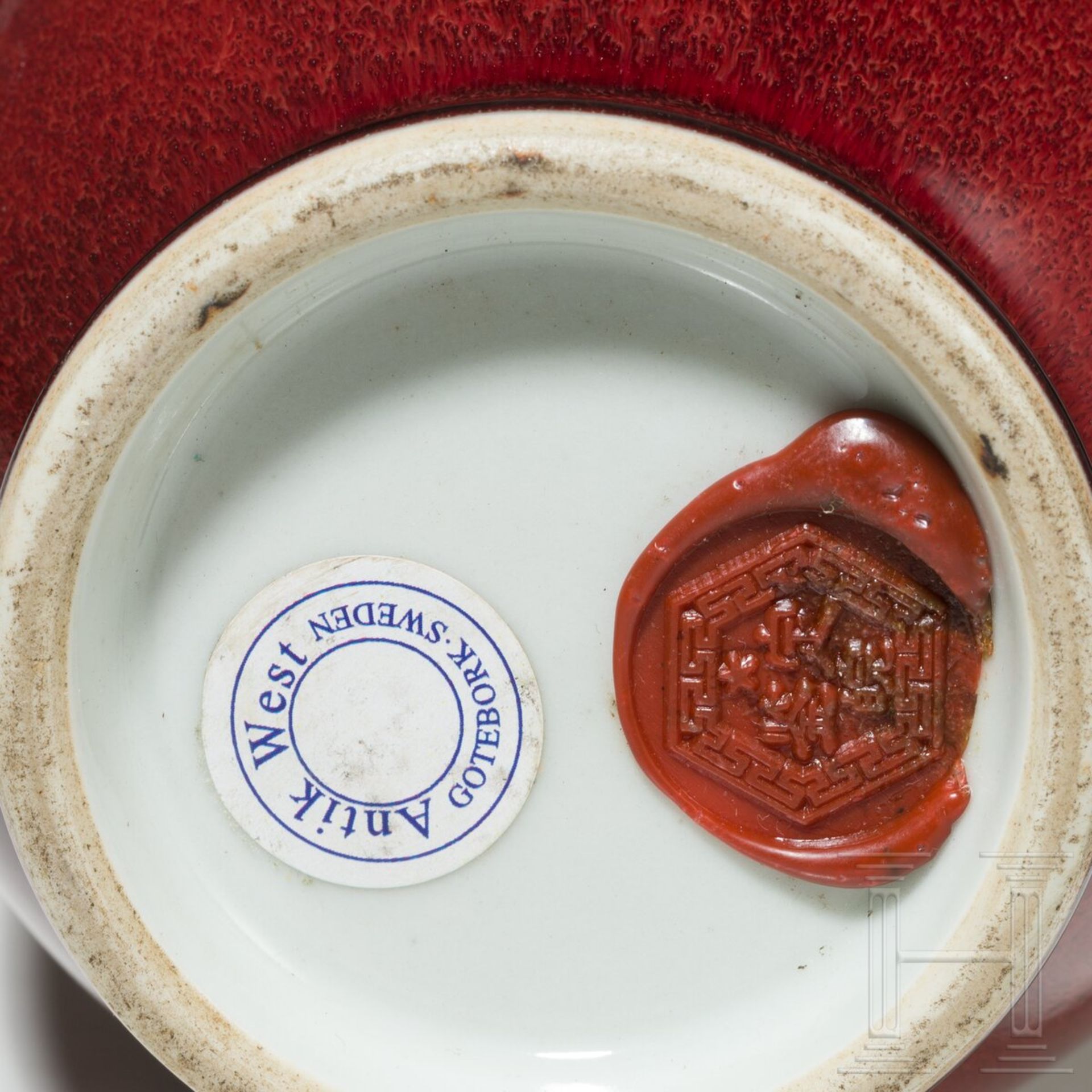 Kupferrot glasierte Vase, China, 19./20. Jhdt.  - Bild 5 aus 14
