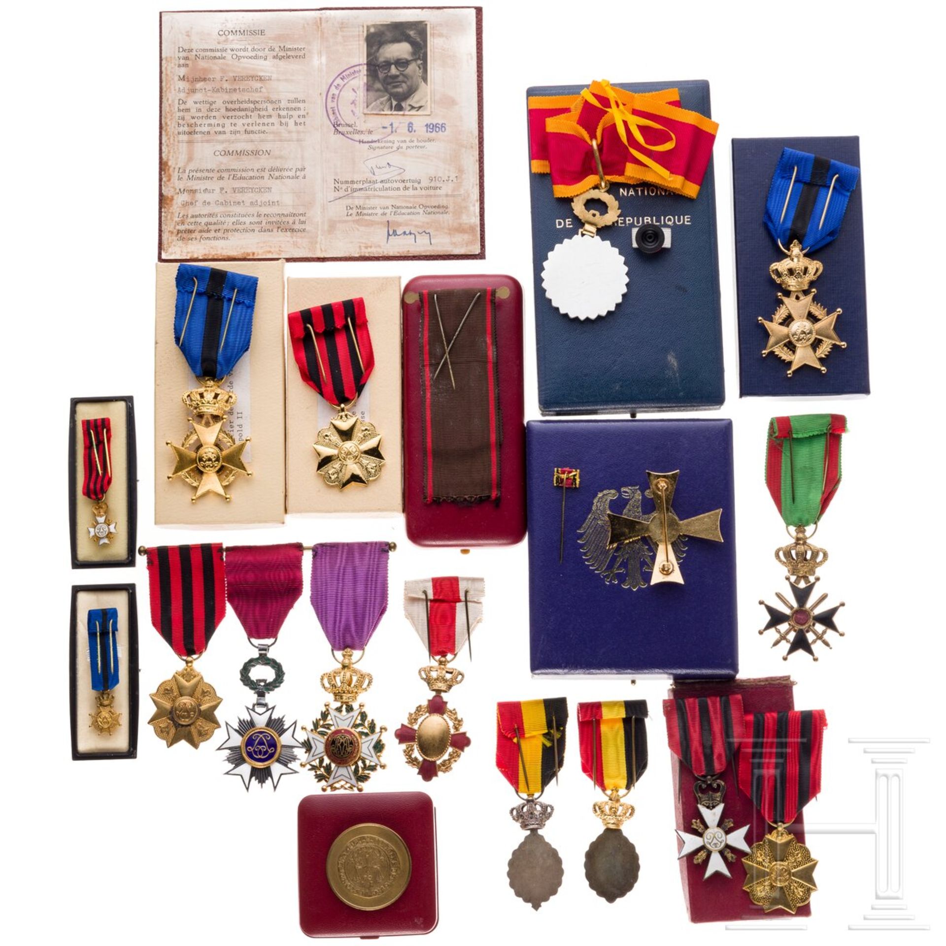 Sammlung Auszeichnungen, Belgien, 20. Jhdt., dazu Bundesverdienstkreuz - Bild 2 aus 2