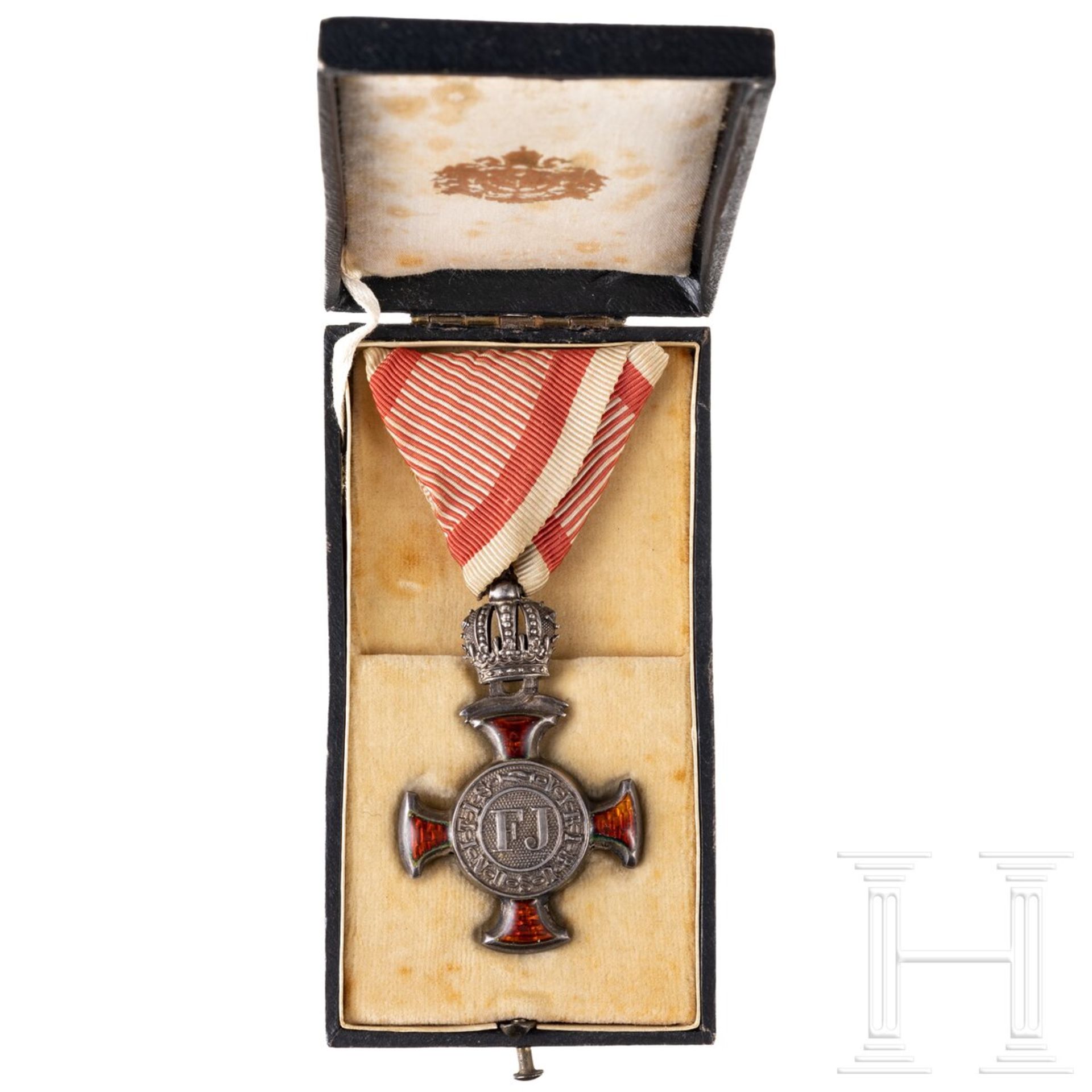 Silbernes Verdienstkreuz mit der Krone in Etui - Bild 3 aus 5