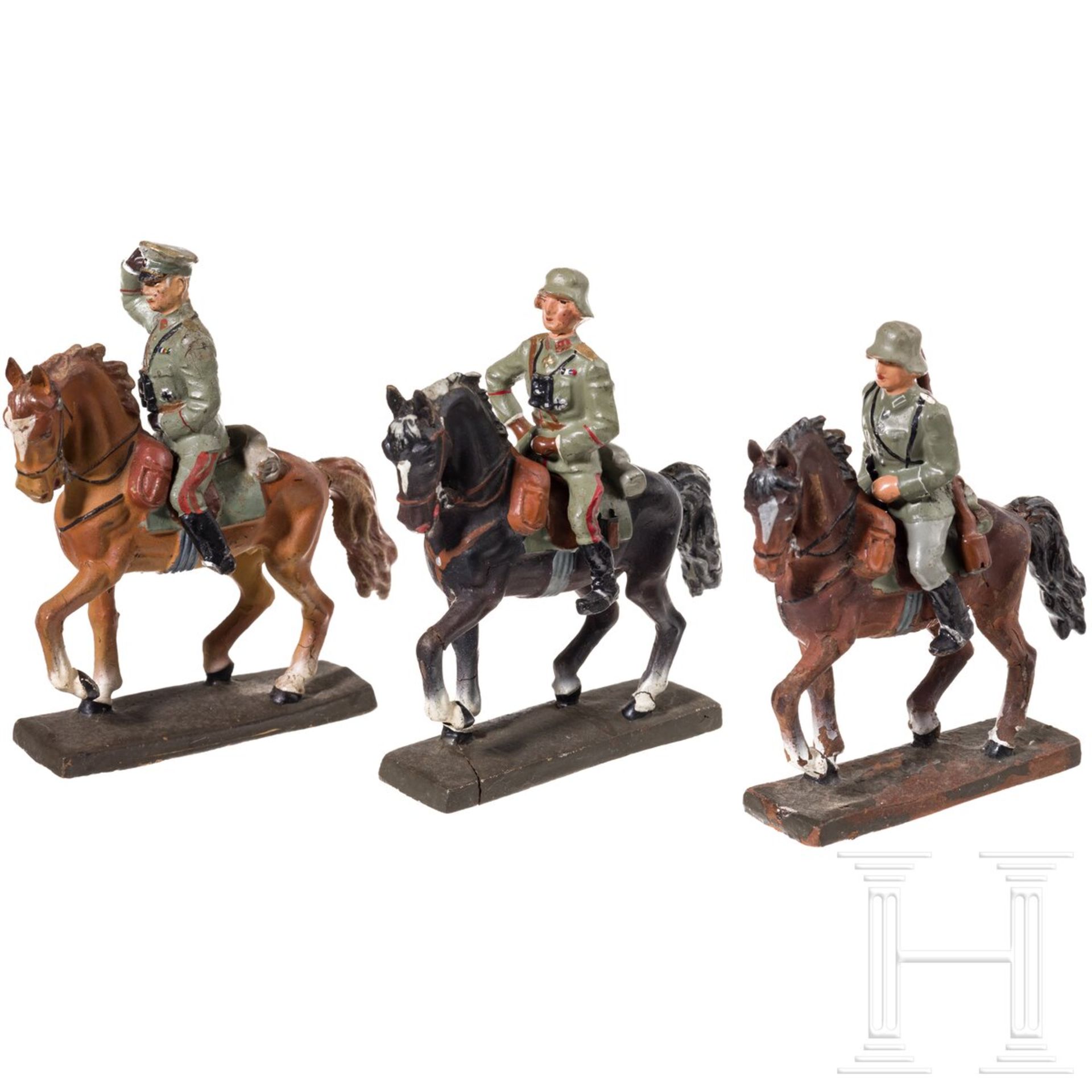 Drei Lineol Soldaten zu Pferd, dabei ein General mit beweglichem Arm 5/191