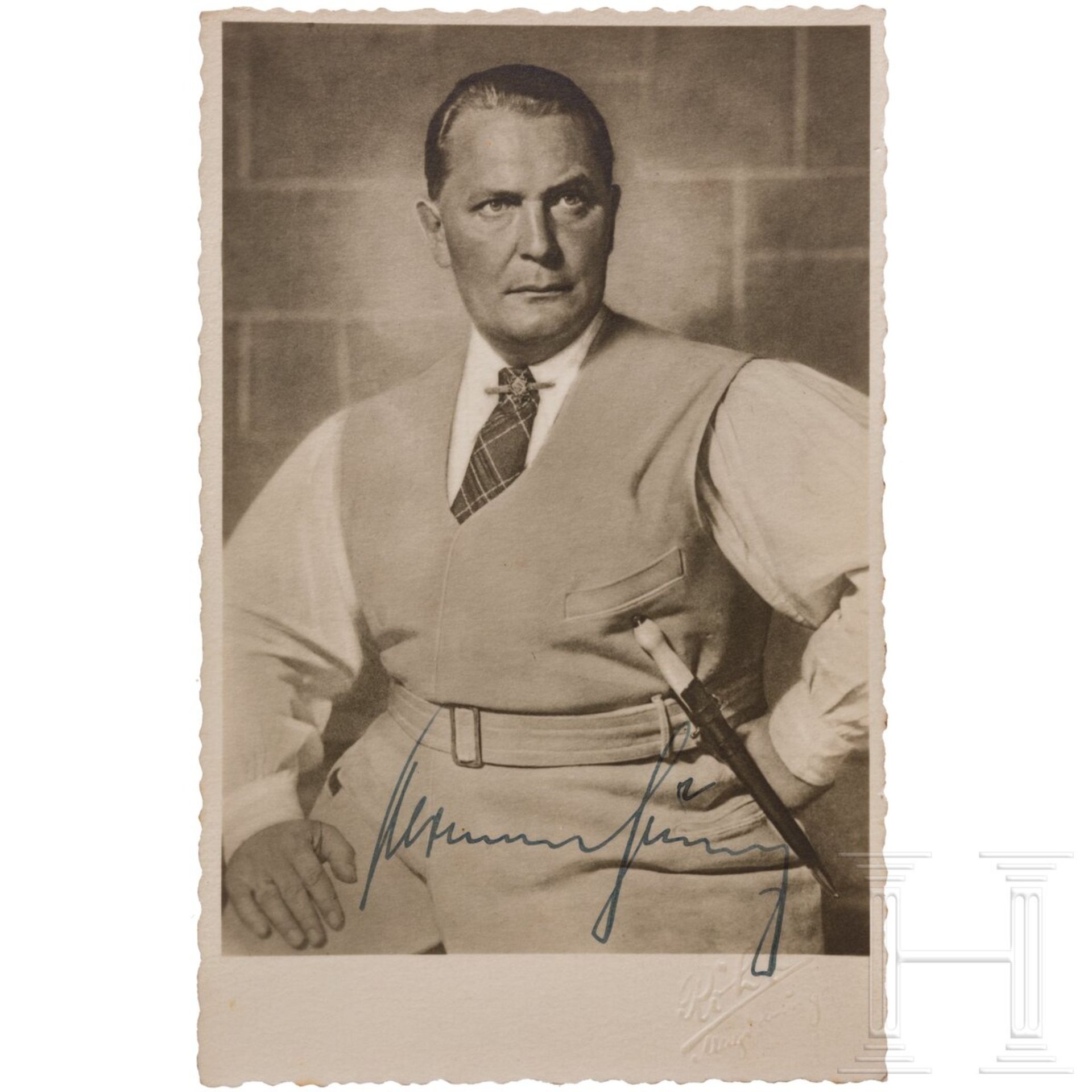Susi Demoll und Hermann Göring - eigenhändig signierte Portraitkarte