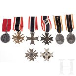 Fünf Kriegsverdienstkreuze