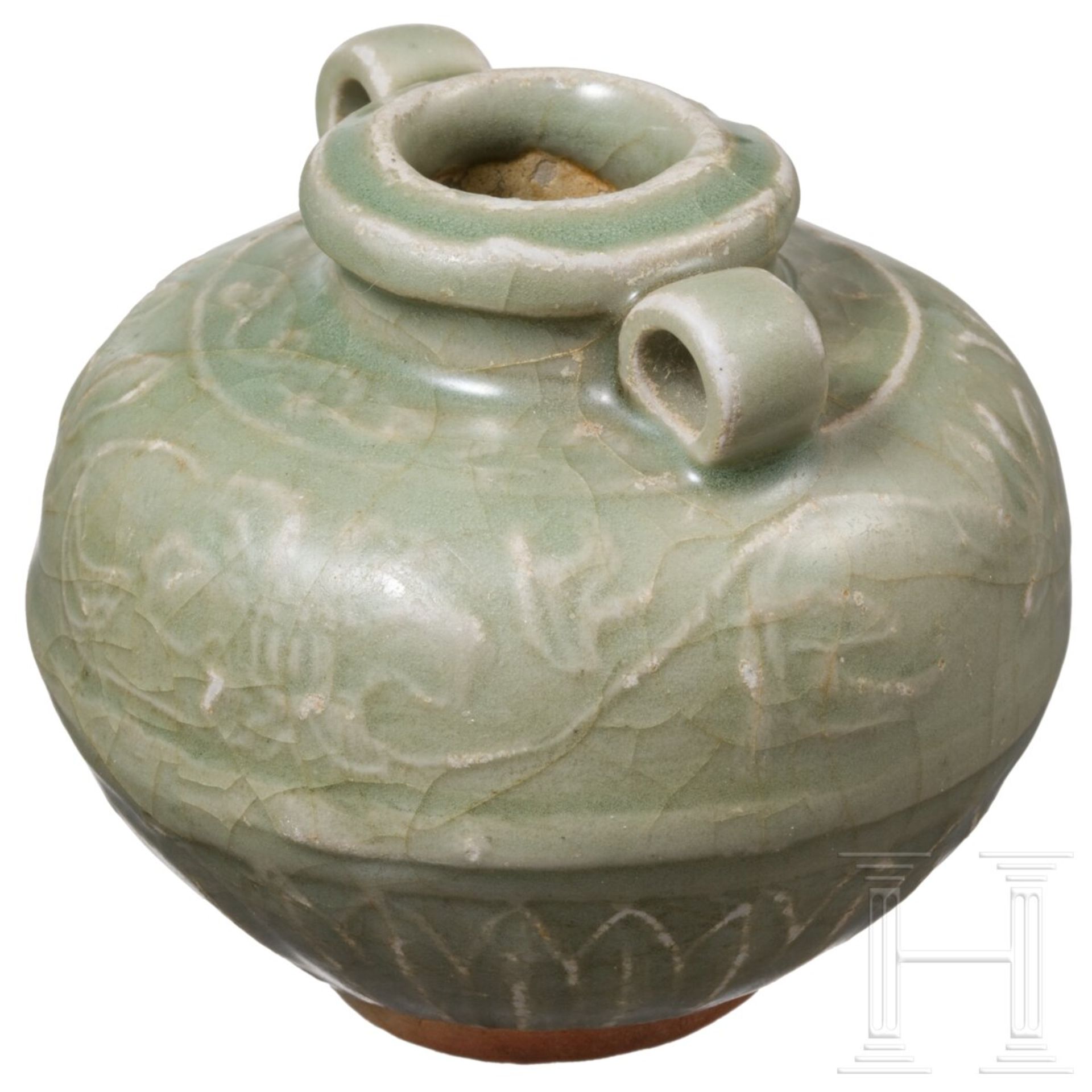 Kleines Longquan-Seladon-Väschen, China, wohl Ming-Dynastie - Bild 3 aus 6