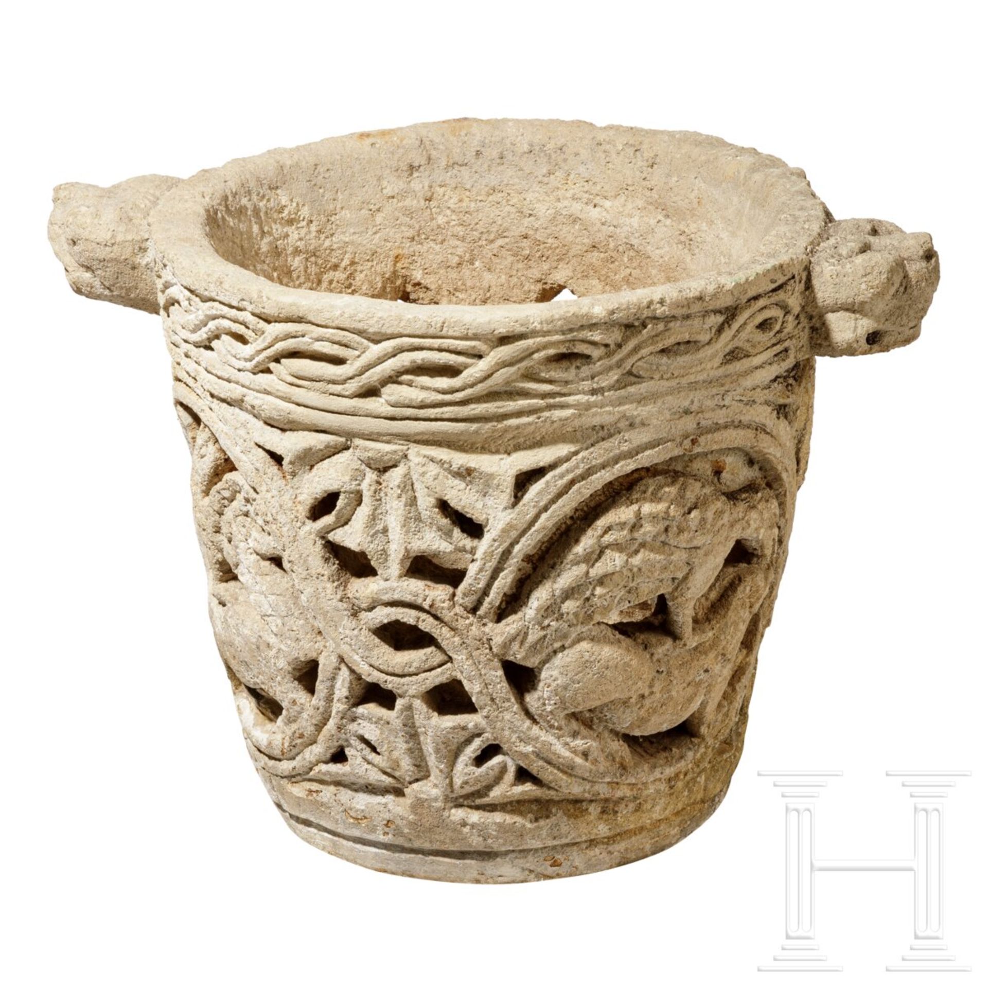 Kalkstein-Cachepot im romanischen Stil, Italien, 19. Jhdt. - Image 2 of 3