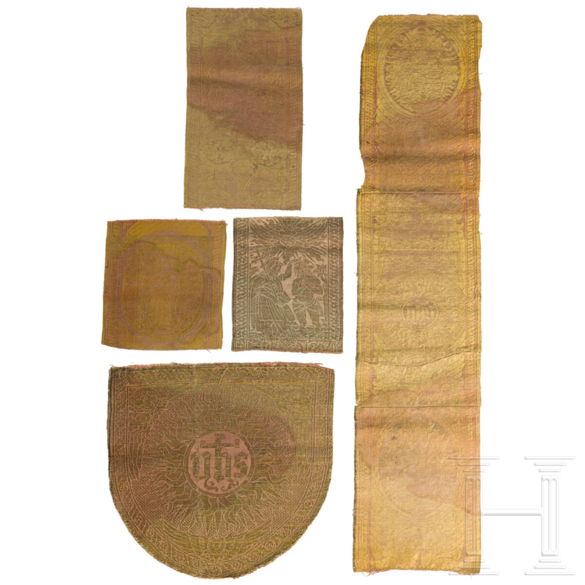 Gruppe von fünf sakralen Textilfragmenten, Florenz, 15. Jhdt.