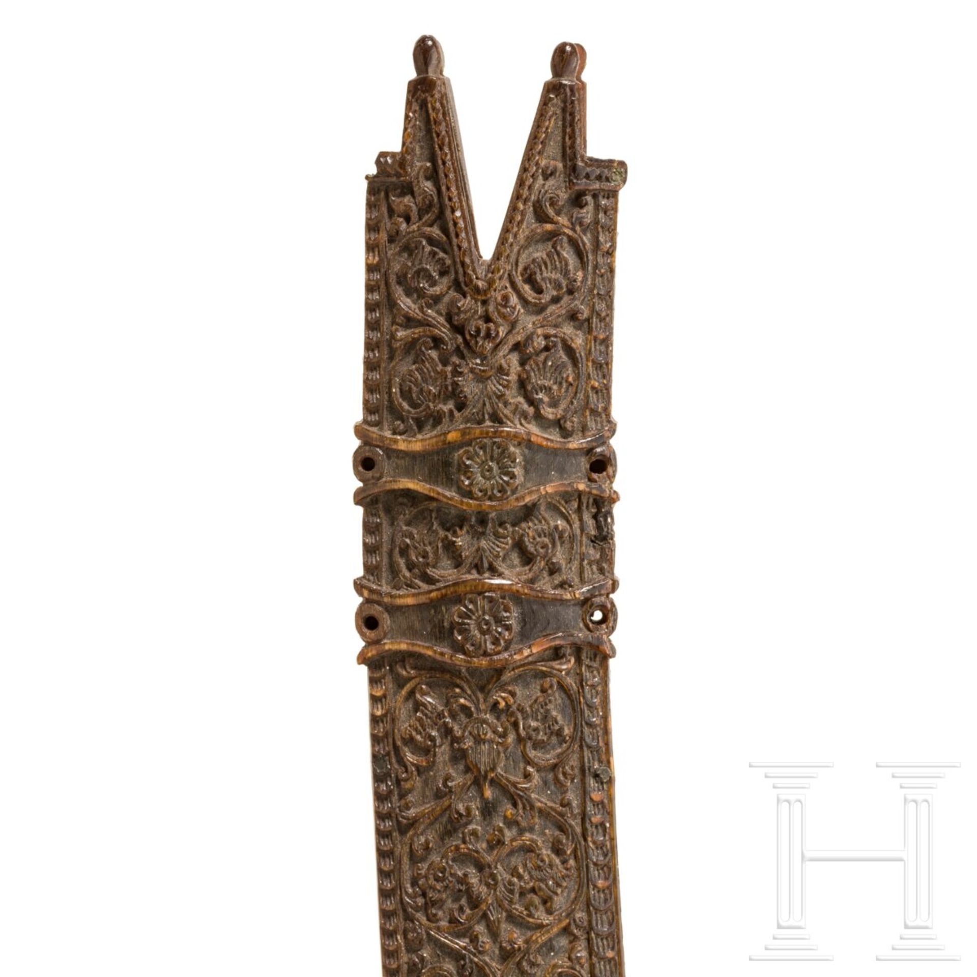 Bedeutende Castane mit fein geschnitzter Hornmontierung, Ceylon, 18./19. Jhdt. - Bild 7 aus 10