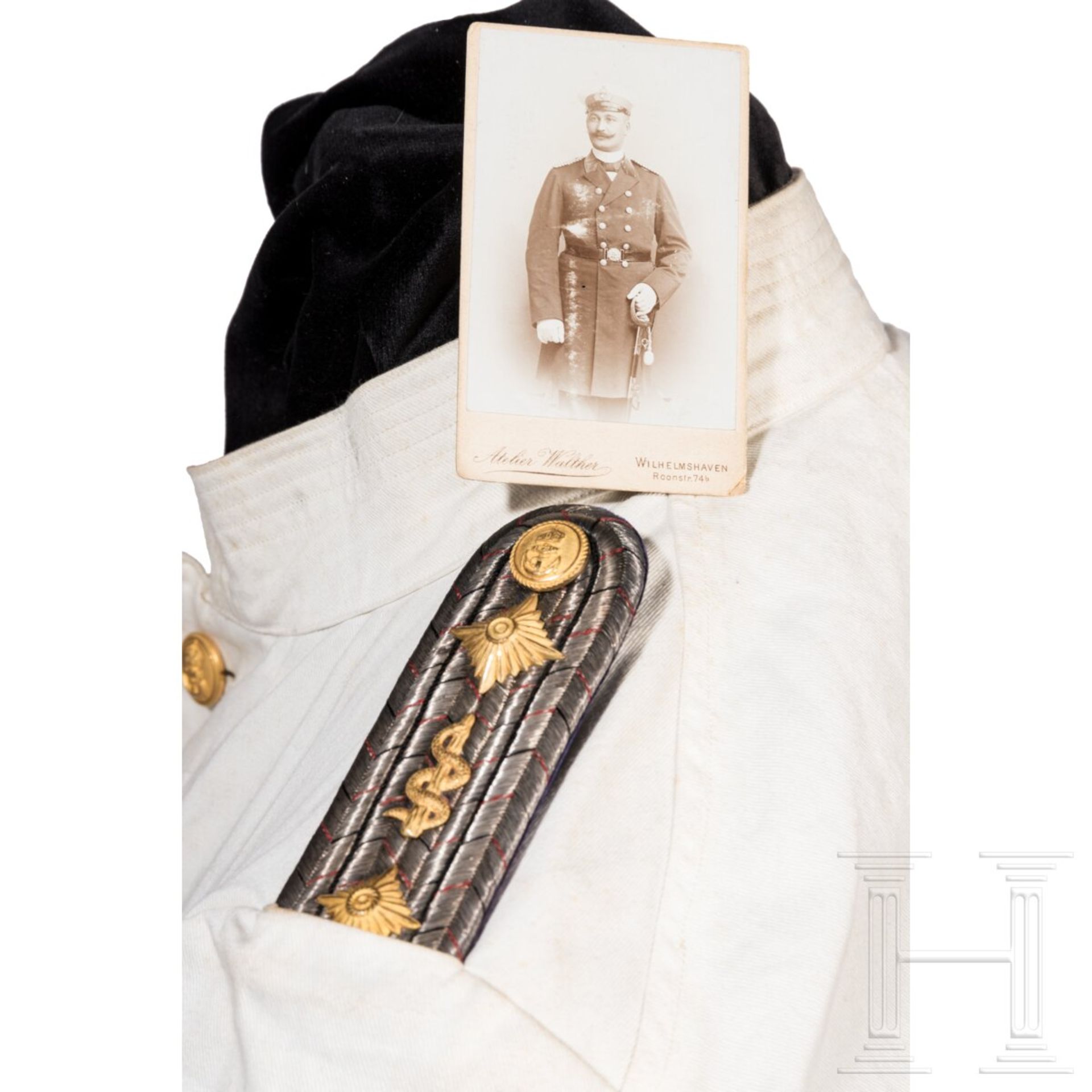 Stabsarzt Dr. Fiedler - weiße Sommeruniform, um 1900 - Bild 8 aus 11