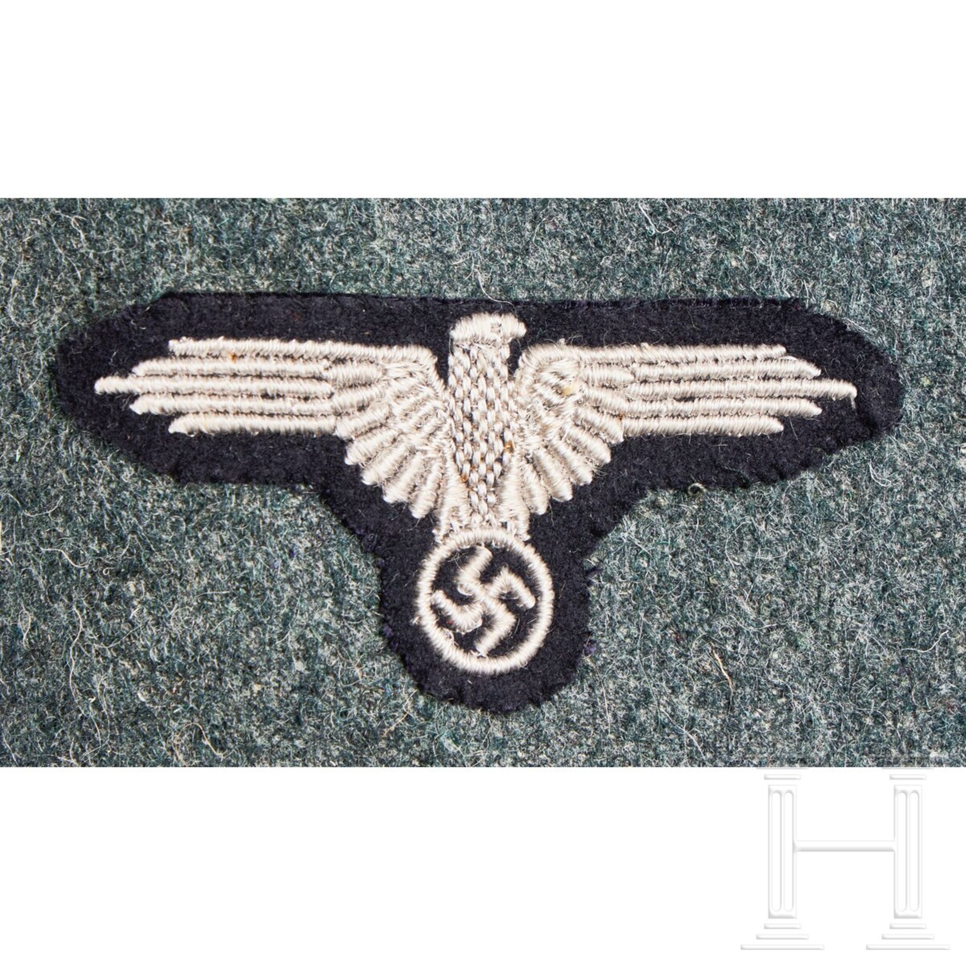 A Service Uniform for an SS-Mann of Infantry 1. SS-Panzer Division "Leibstandarte SS Adolf Hitler" - Bild 9 aus 21