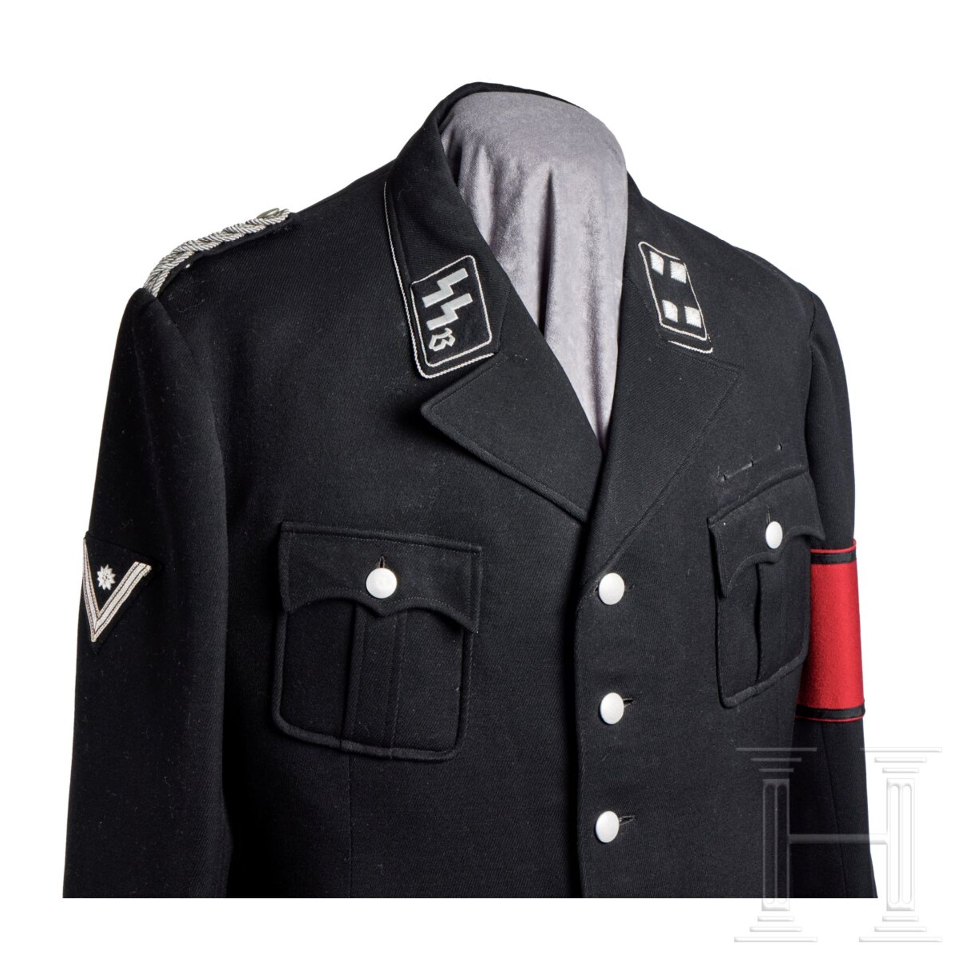 A Service Uniform for a Sturmbannführer of SS Junkerschule Braunschweig - Bild 3 aus 15