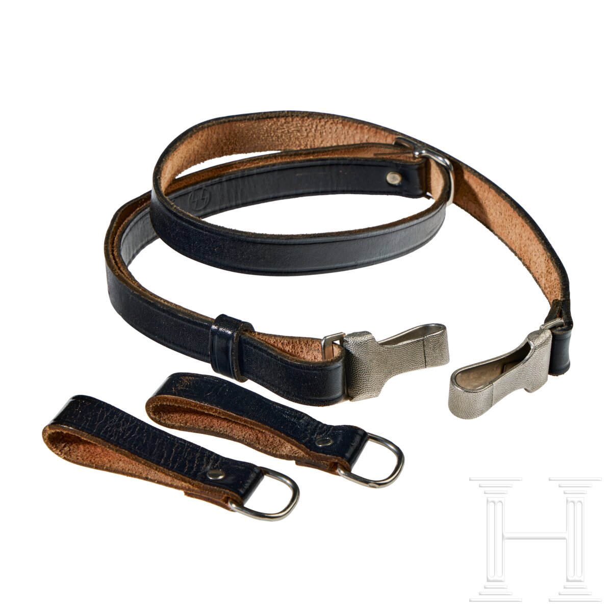 A Cross Strap for SS