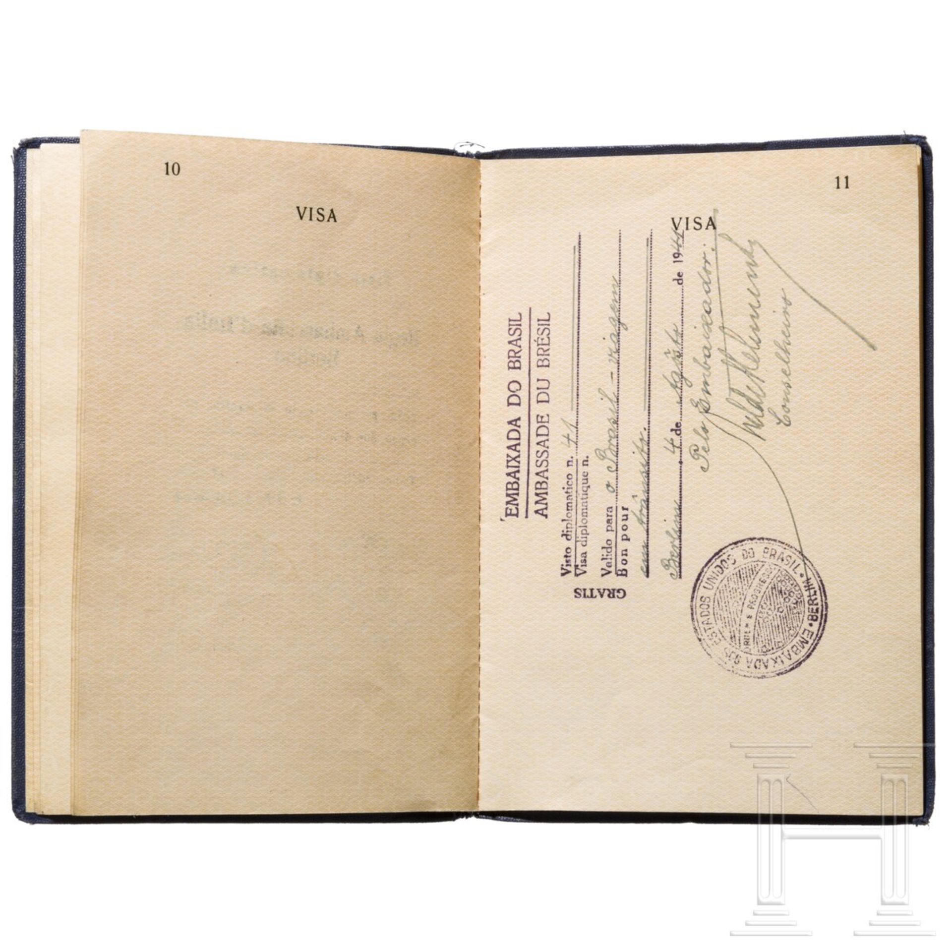 Fritz Wiedemann (1891 - 1970) - Diplomatenpass, Ausweise, Bücher und Karte aus seiner Zeit als Gener - Image 7 of 10