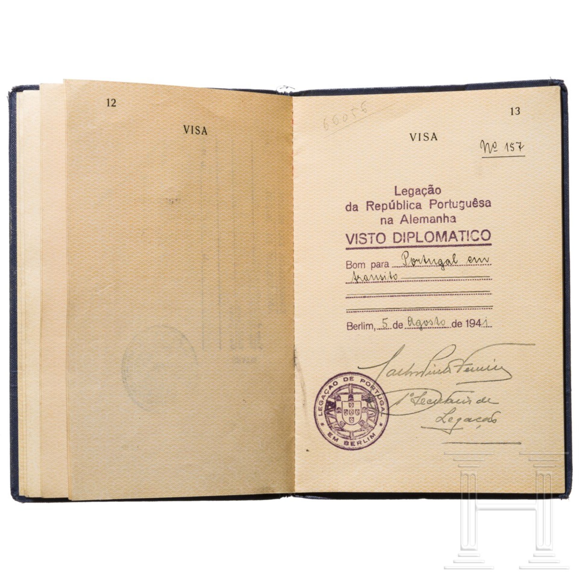 Fritz Wiedemann (1891 - 1970) - Diplomatenpass, Ausweise, Bücher und Karte aus seiner Zeit als Gener - Image 8 of 10